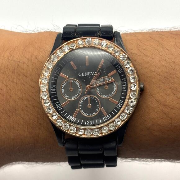 Gold & Black Crystal Men's Watch - Picture 2 of 5